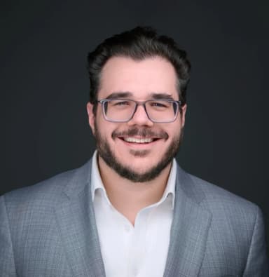 Photo of Andrew Comollo